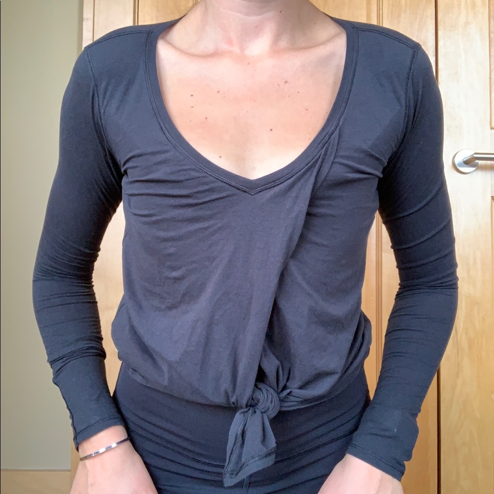 Lulu Lemon Tie Long sleeve - Black